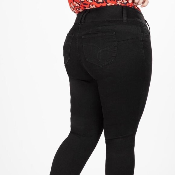 Royalty for me black Wannabettabutt jeans - Picture 3 of 13